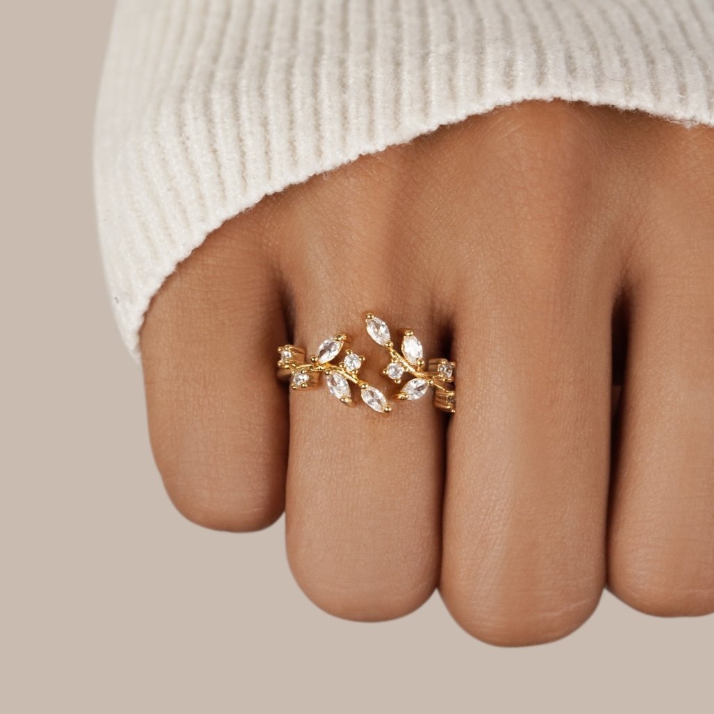 Pierścionek kryształowy Vine 18K Gold