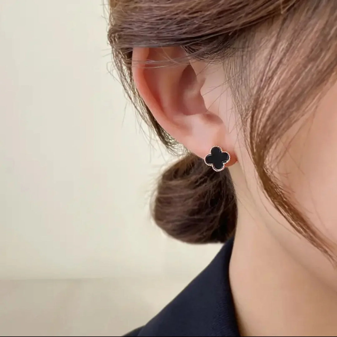 CLOVER | Kolczyki Black