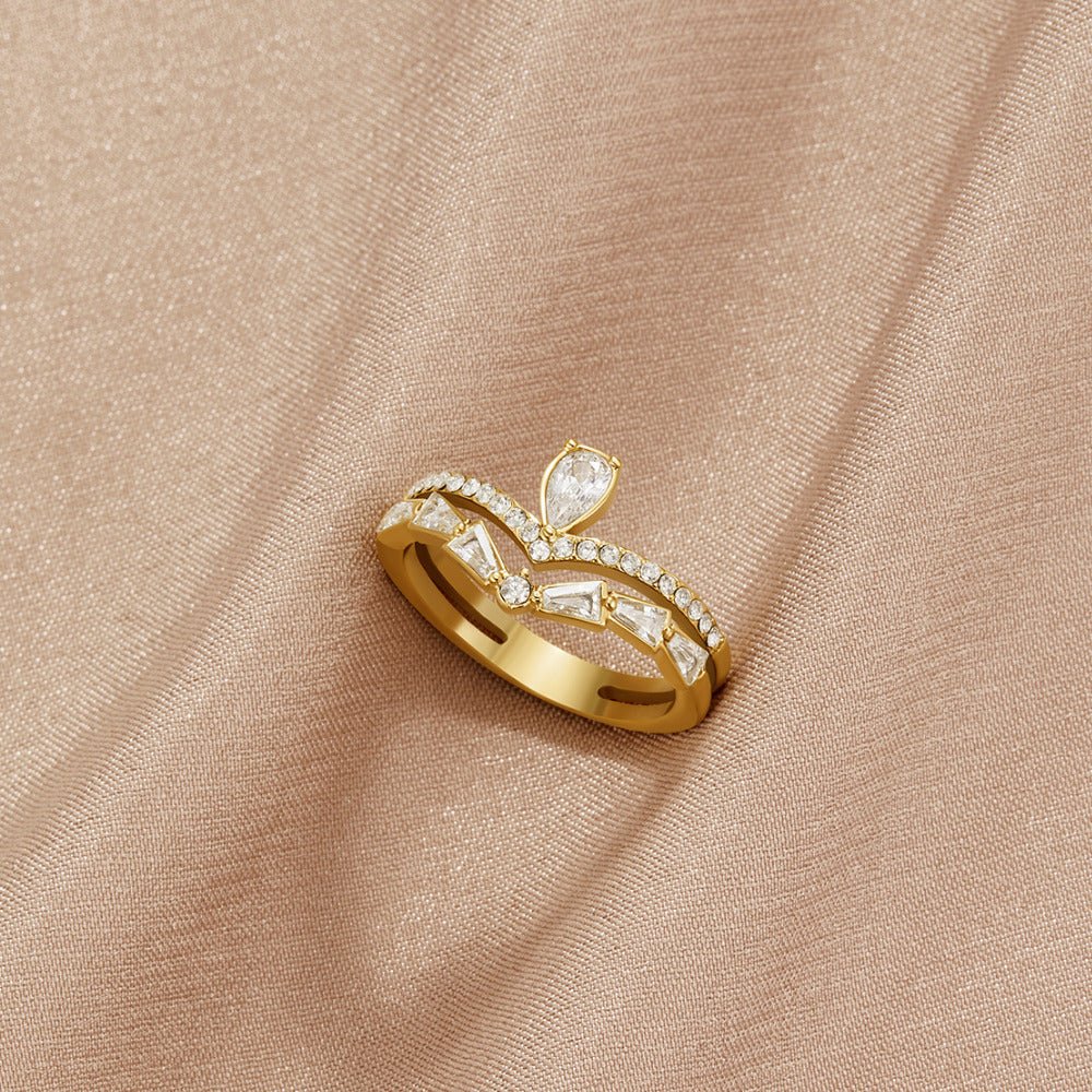 Pierścionek 18K Gold Lilly Crystal