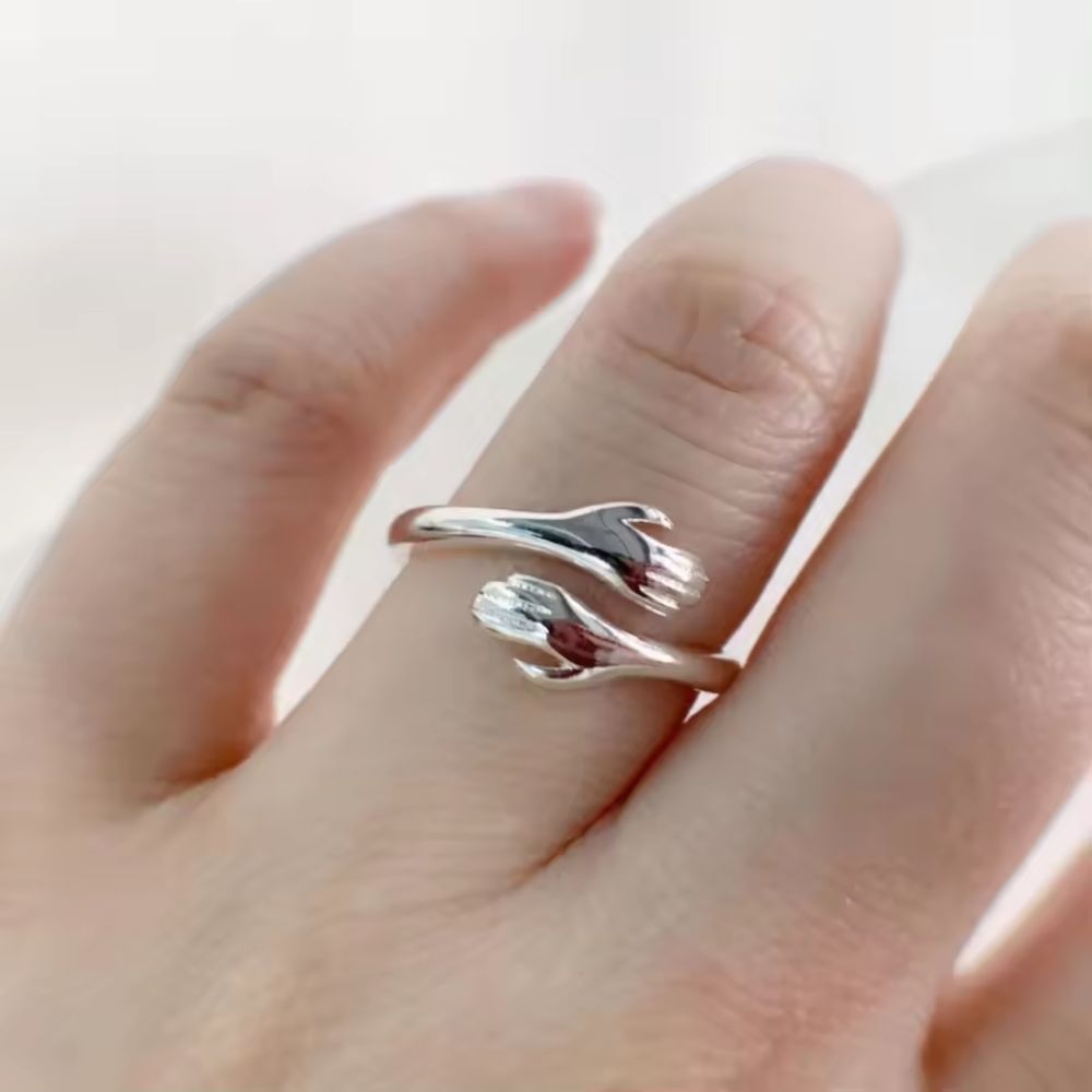 Pierścionek „Hug Ring”
