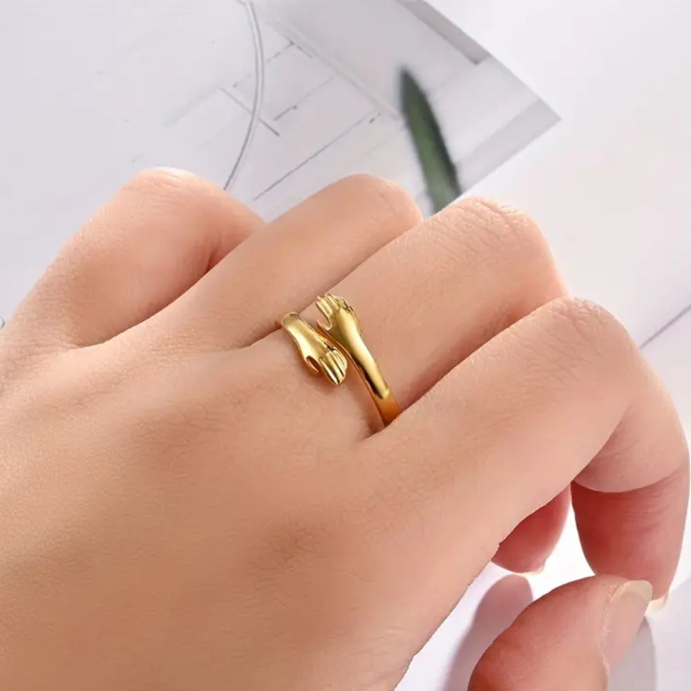 Pierścionek „Hug Ring”