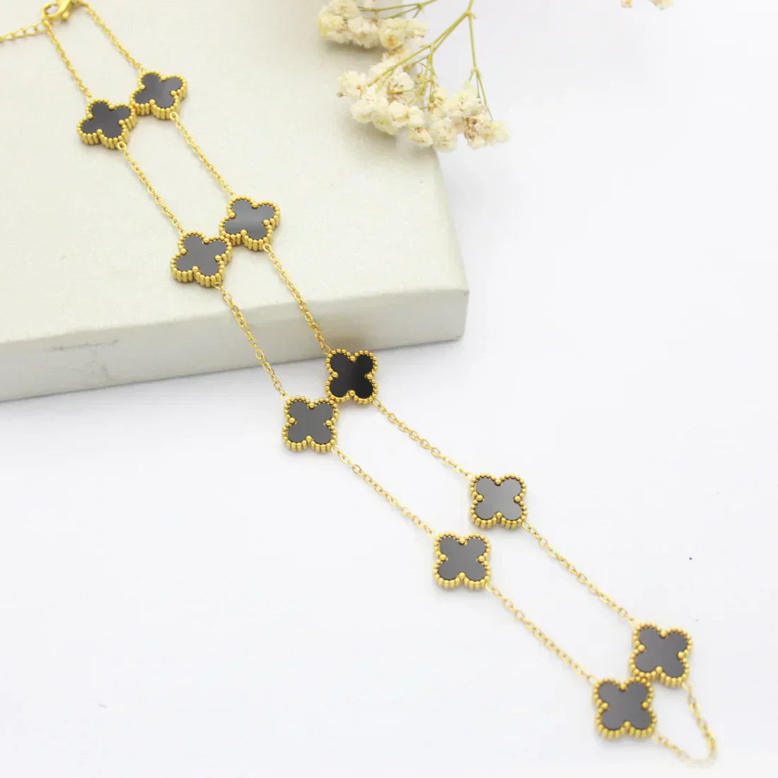 CLOVER | Naszyjnik 10 Motive Black
