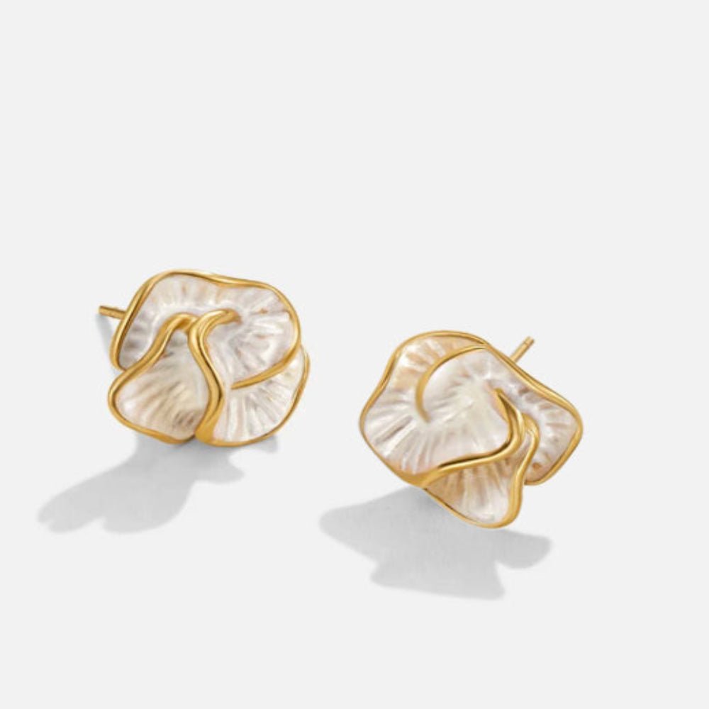 Kolczyki Camellia Bloom Stud